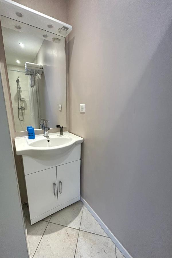 Les Voyageurs Hotel Charols Luaran gambar