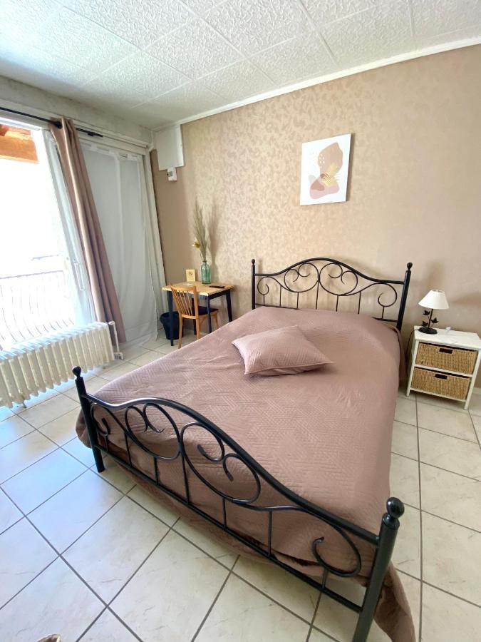 Les Voyageurs Hotel Charols Luaran gambar