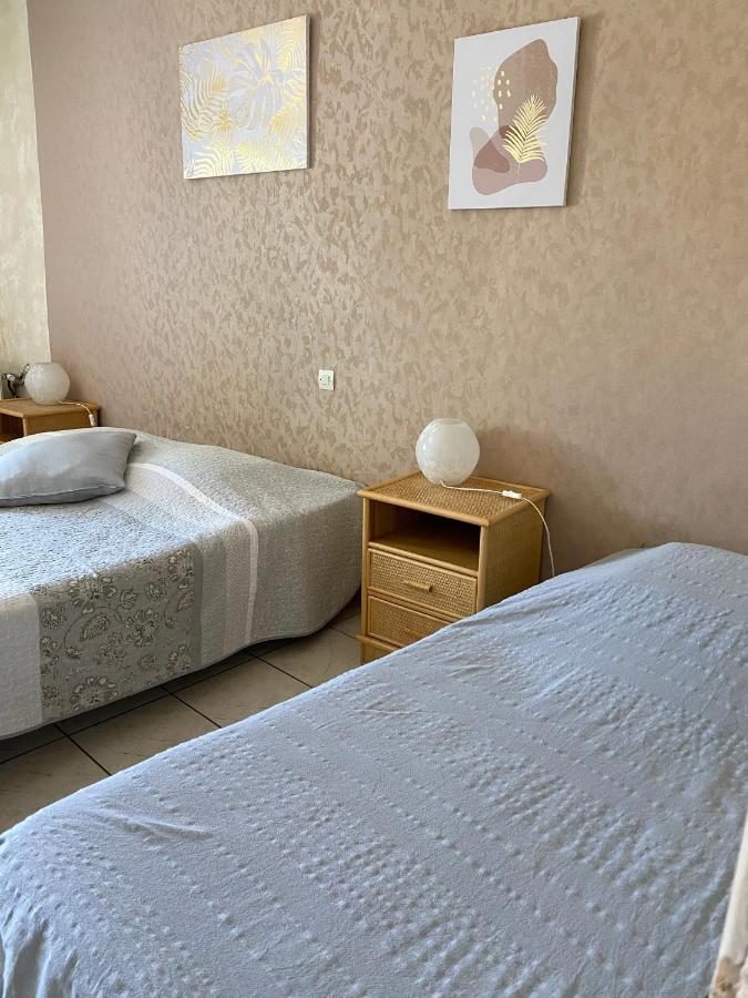 Les Voyageurs Hotel Charols Luaran gambar
